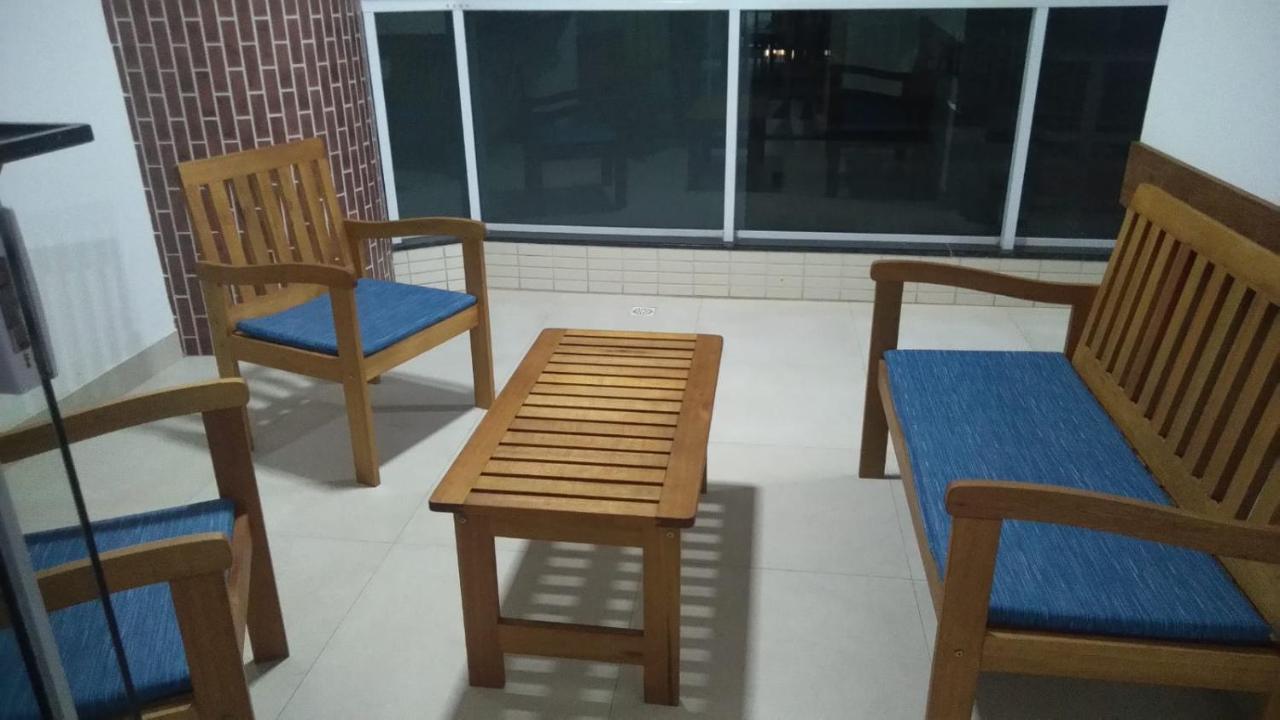 Apartamento Na Praia Do Morro- Guarapari, De Frente, Varanda Ampla, Duas Quadras Da Orla Da Praia Extérieur photo
